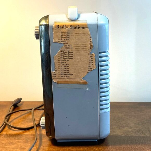 Vintage Westinghouse Model H-211 TUBE RADIO with GE & RCA parts - Picture 7 of 14